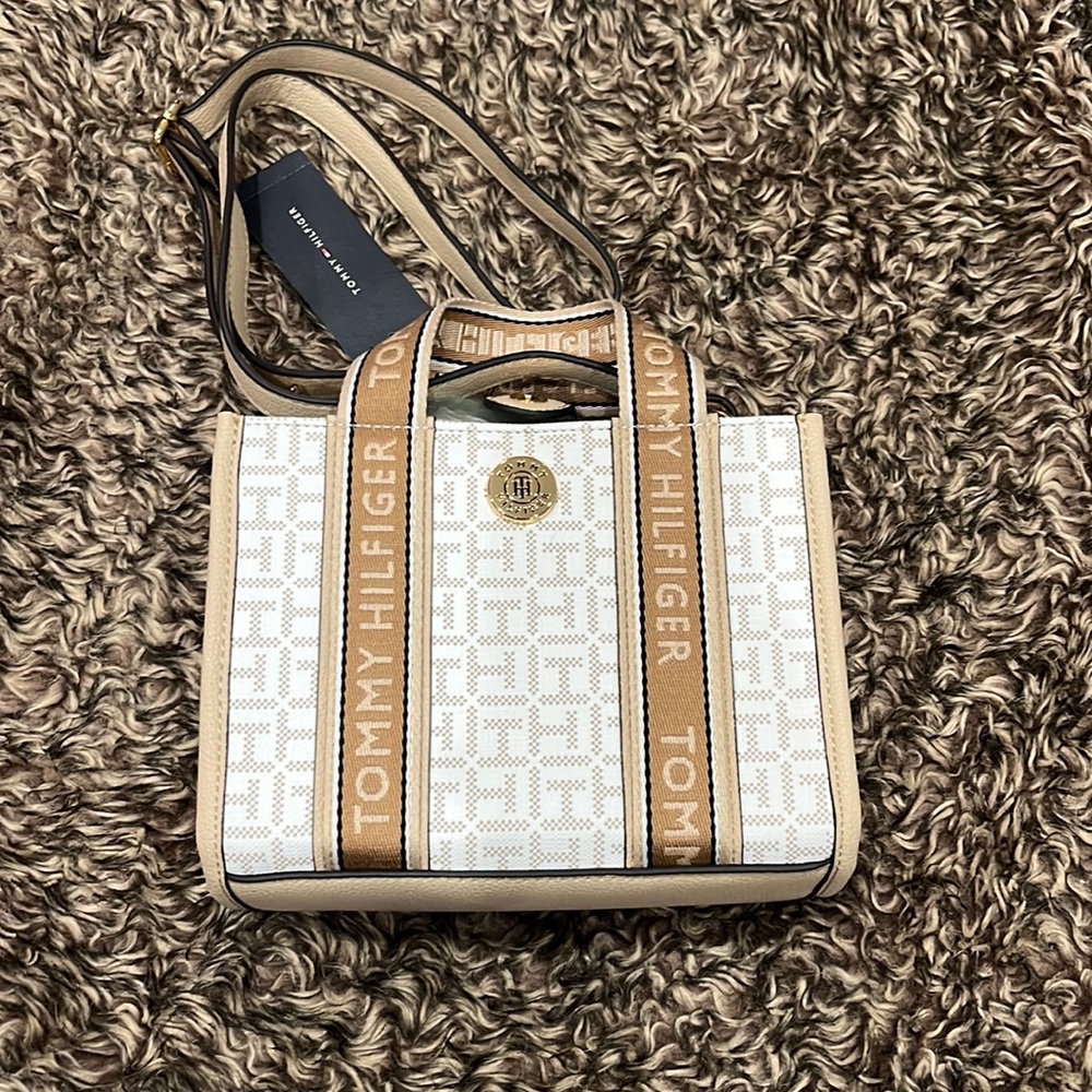 Tommy Hilfiger Crossbody Mini Bag